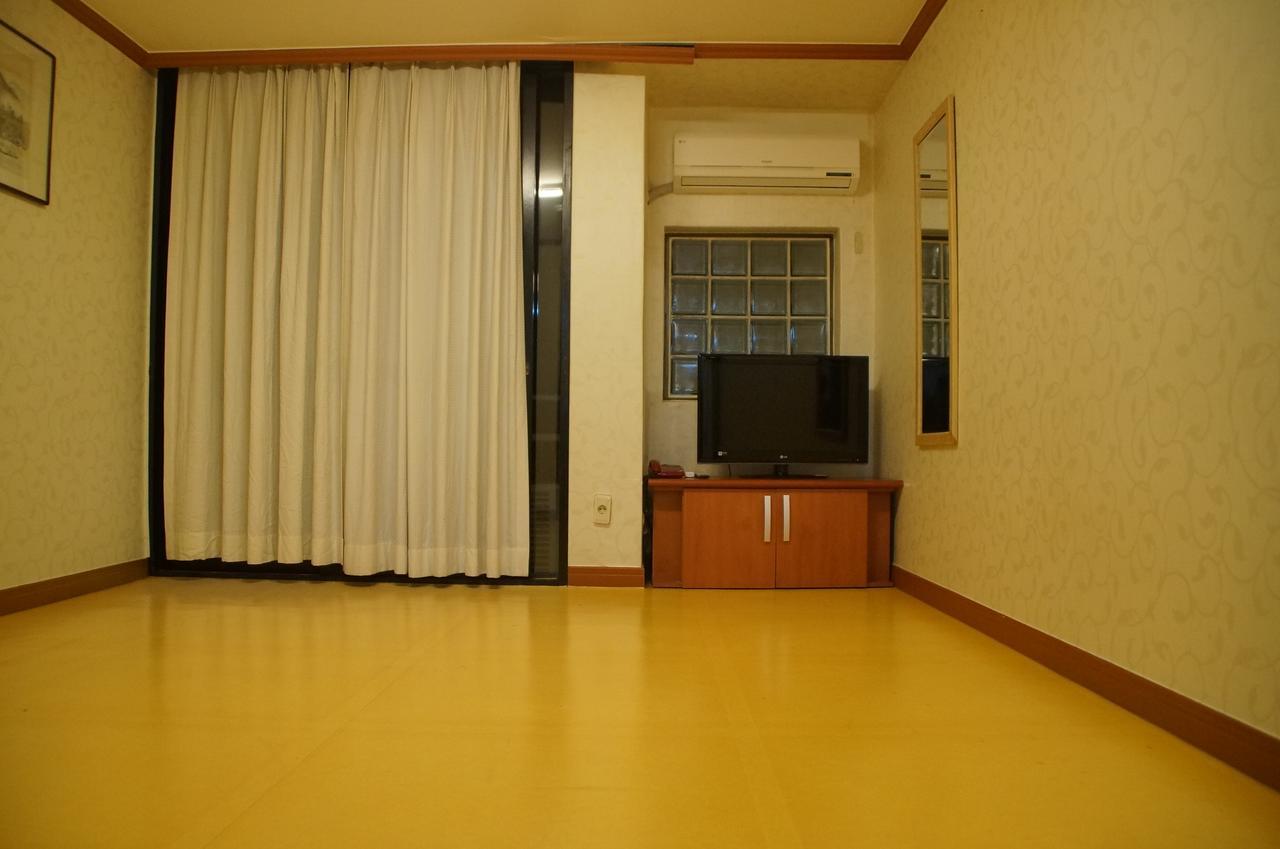 Corea Condo Gyeongju Bagian luar foto